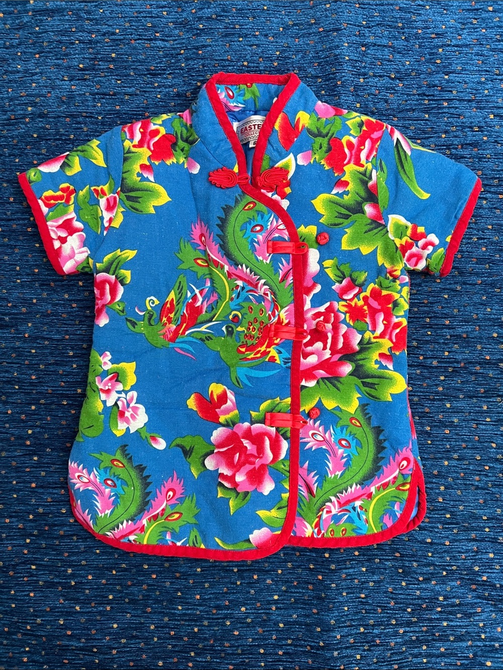 Blue Floral and bird quilted Short-Sleeve Kids Top size 6
